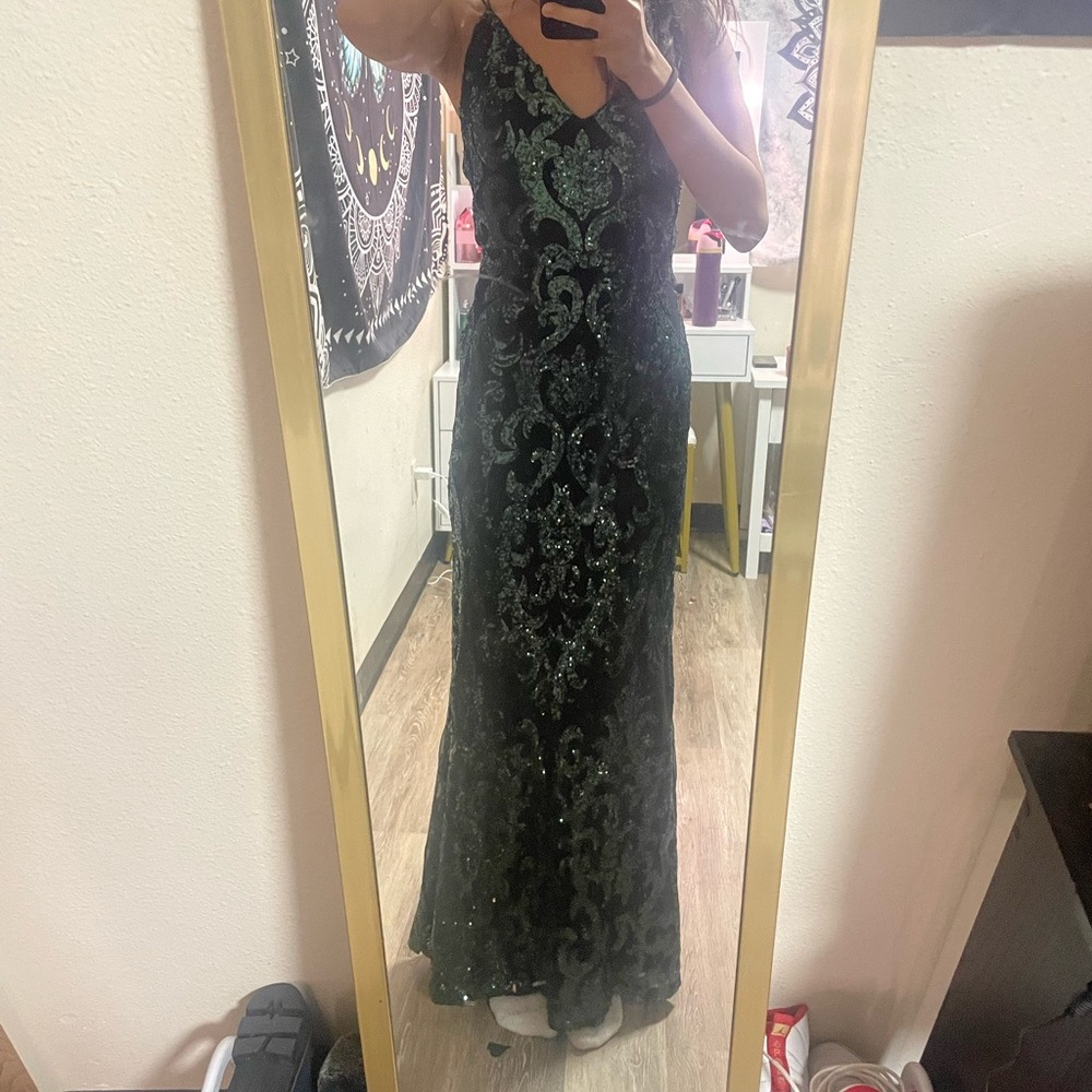 Windsor Black and Green Maxi Dress